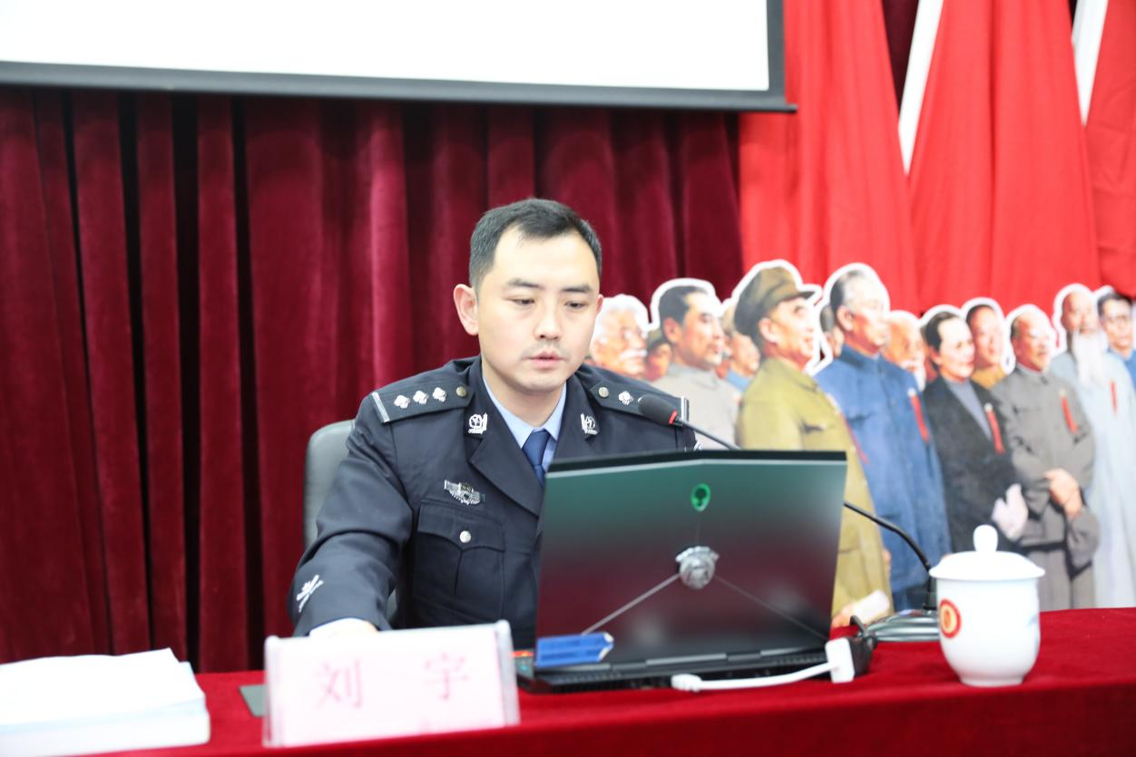 半岛在线注册举办“网络安全知识”讲座