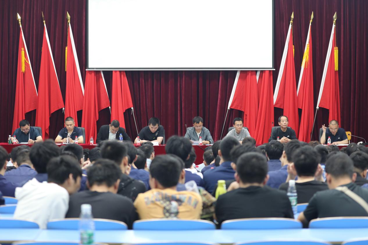 半岛在线注册举办2024届毕业生“特变电工衡阳变压器有限公司”专场招聘会