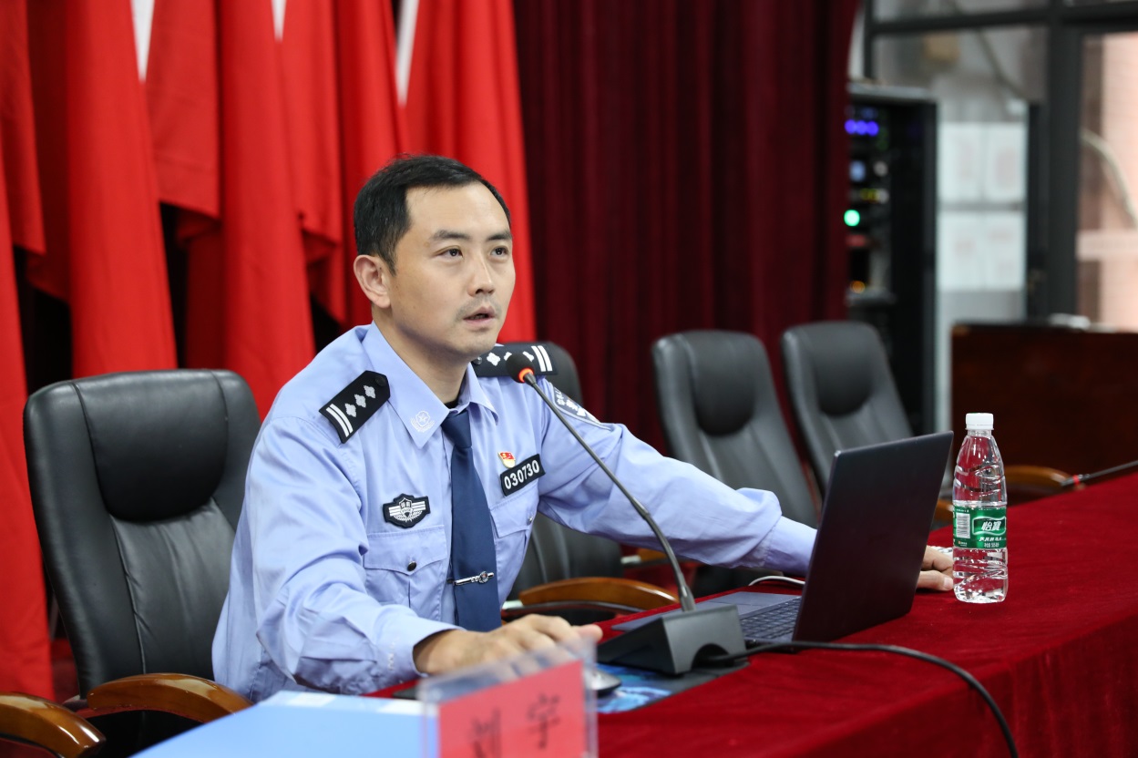 半岛在线注册组织主题为《没有网络安全就没有国家安全》的网络安全知识专题讲座