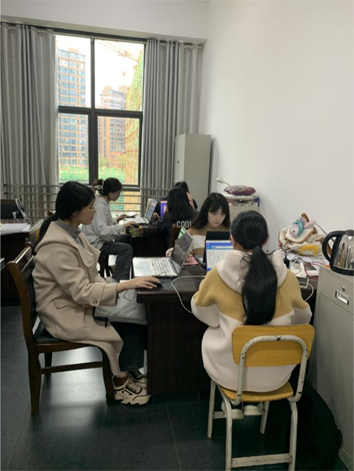 半岛在线注册会计专业学生勇夺 “科云杯”技能大赛两项大奖