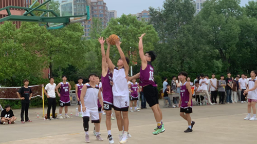航空工程系篮球队奋勇拼搏，斩获半岛在线注册“欢送杯”篮球赛第四名